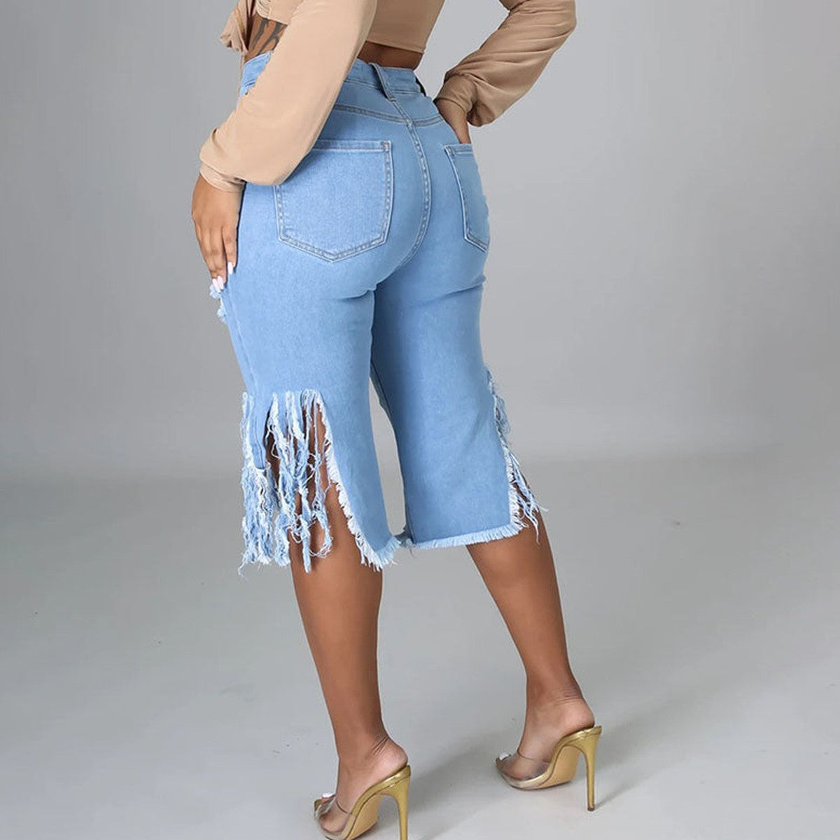 Light Blue Fringe Hem Ripped Denim Capri Jeans